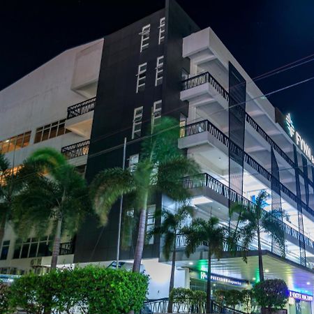 Fynn Boutique Hotel Bacoor Exterior foto